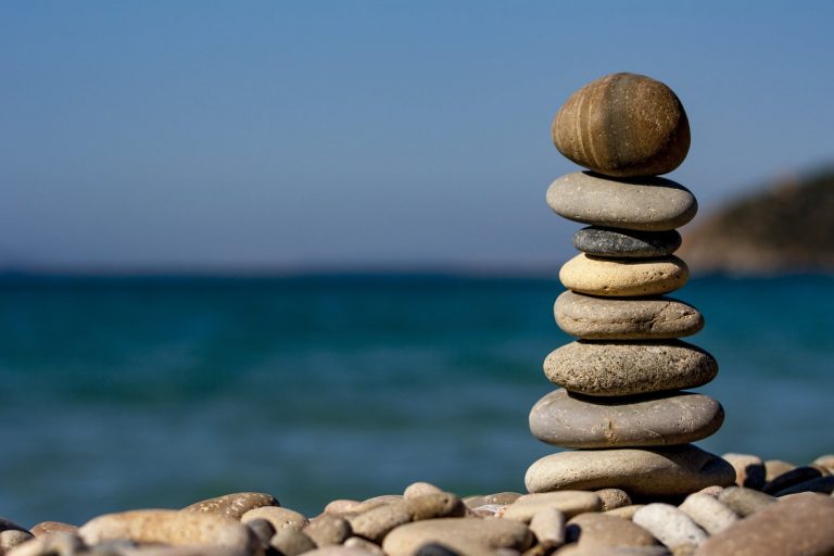 balance macro ocean pebbles