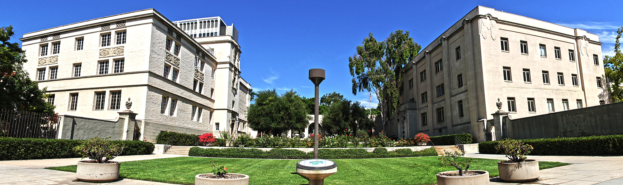 The Cal Tech entrance