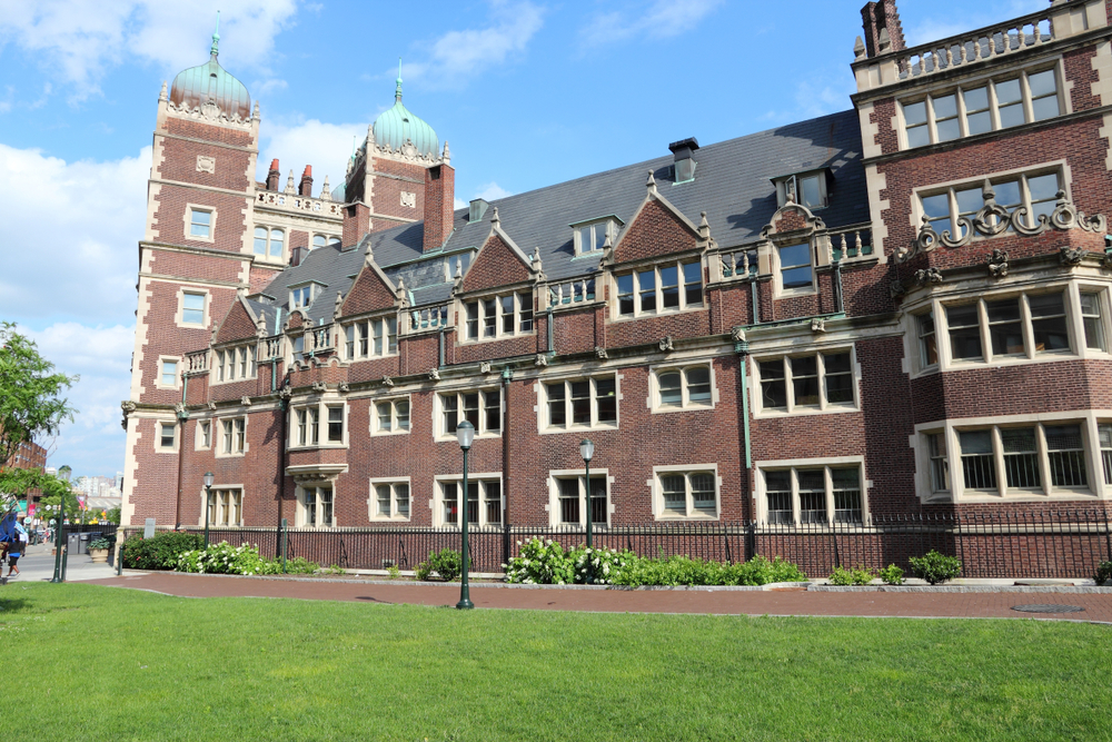 How To Get Into UPenn College Admissions Empowerly