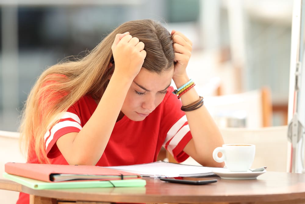 student doing college list