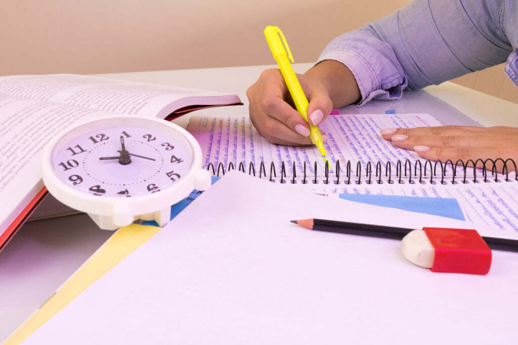 Student doing a free-writing session for the brainstorming phase of college application essays