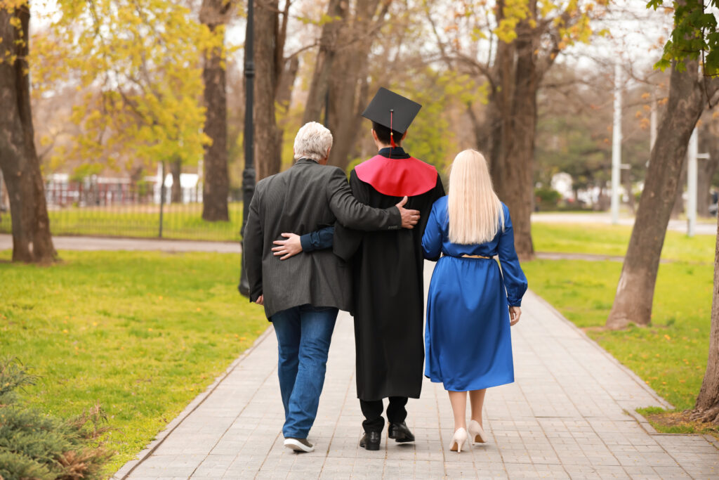 Let's get you to graduation day, together.
