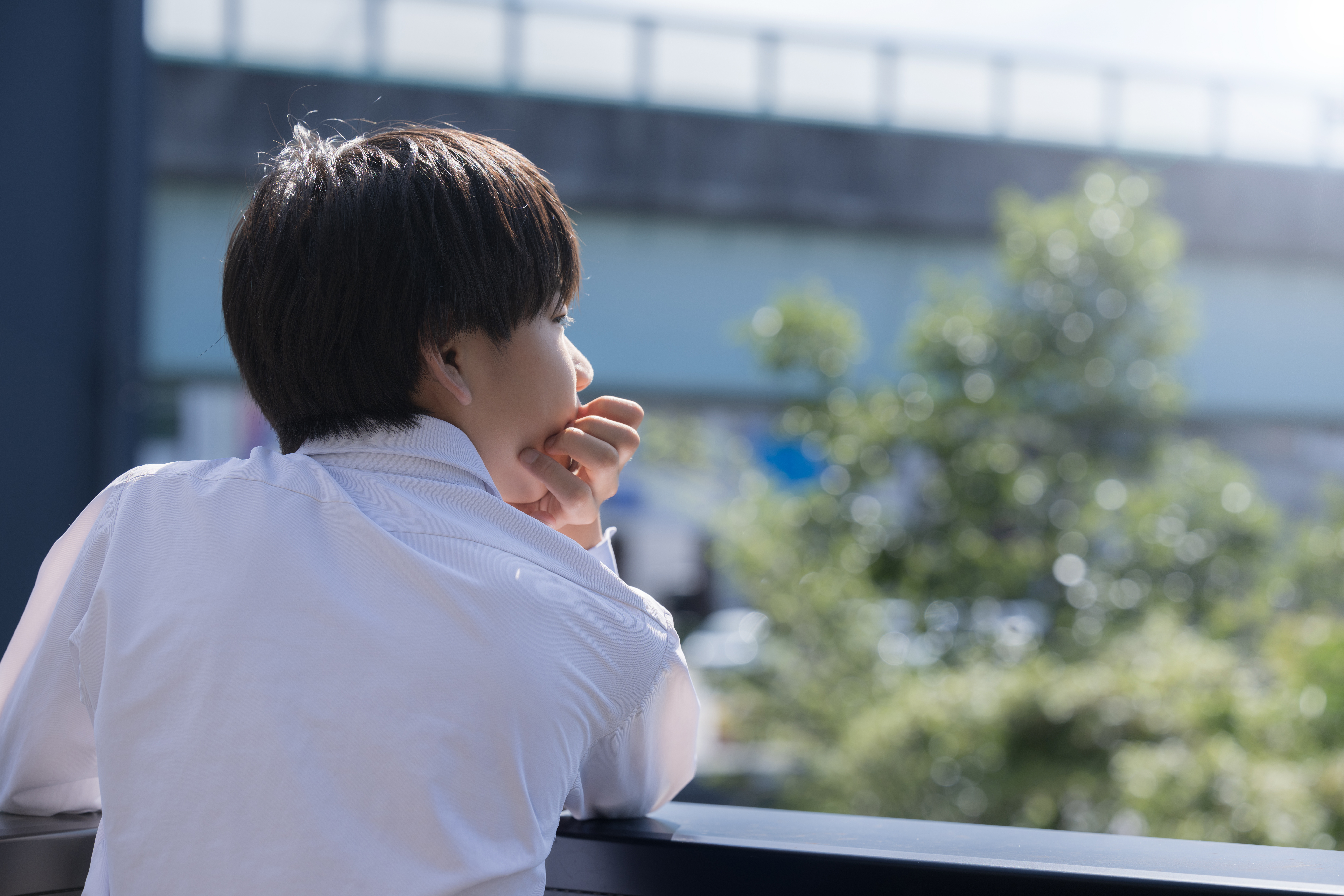 High school student thinking about college